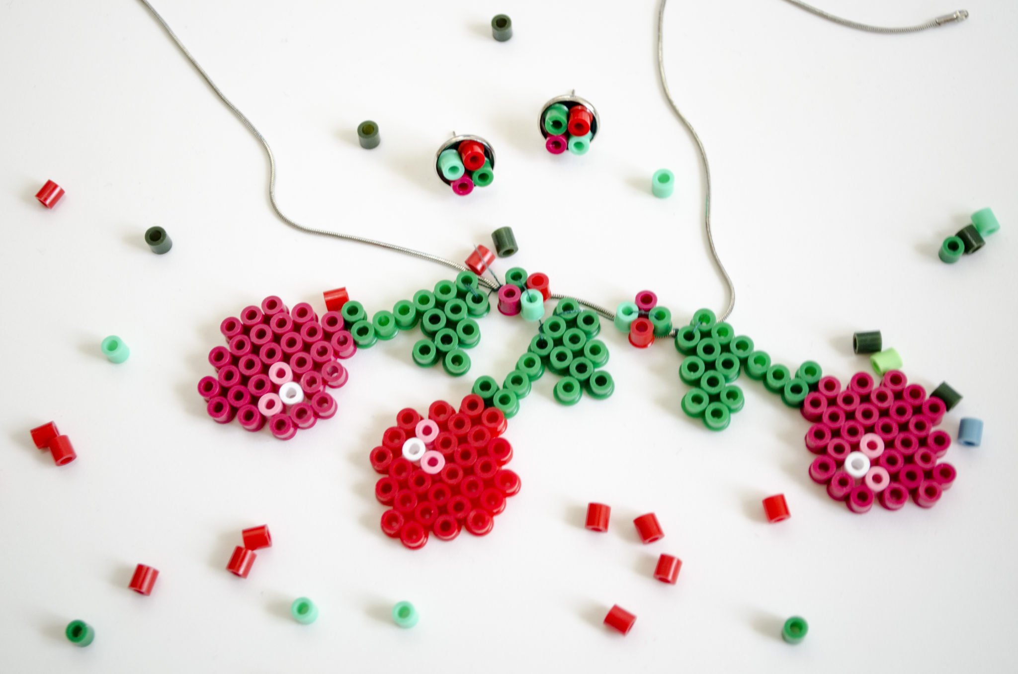 DIY : Schmuck aus Bügelperlen